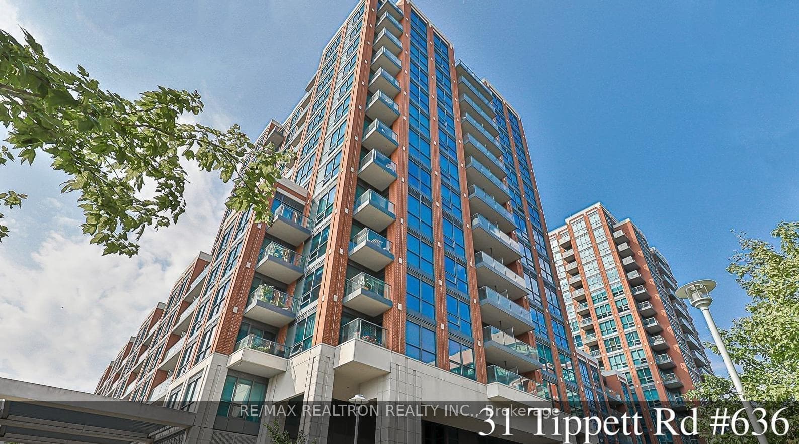 31 Tippett Road Unit 636 photo 1