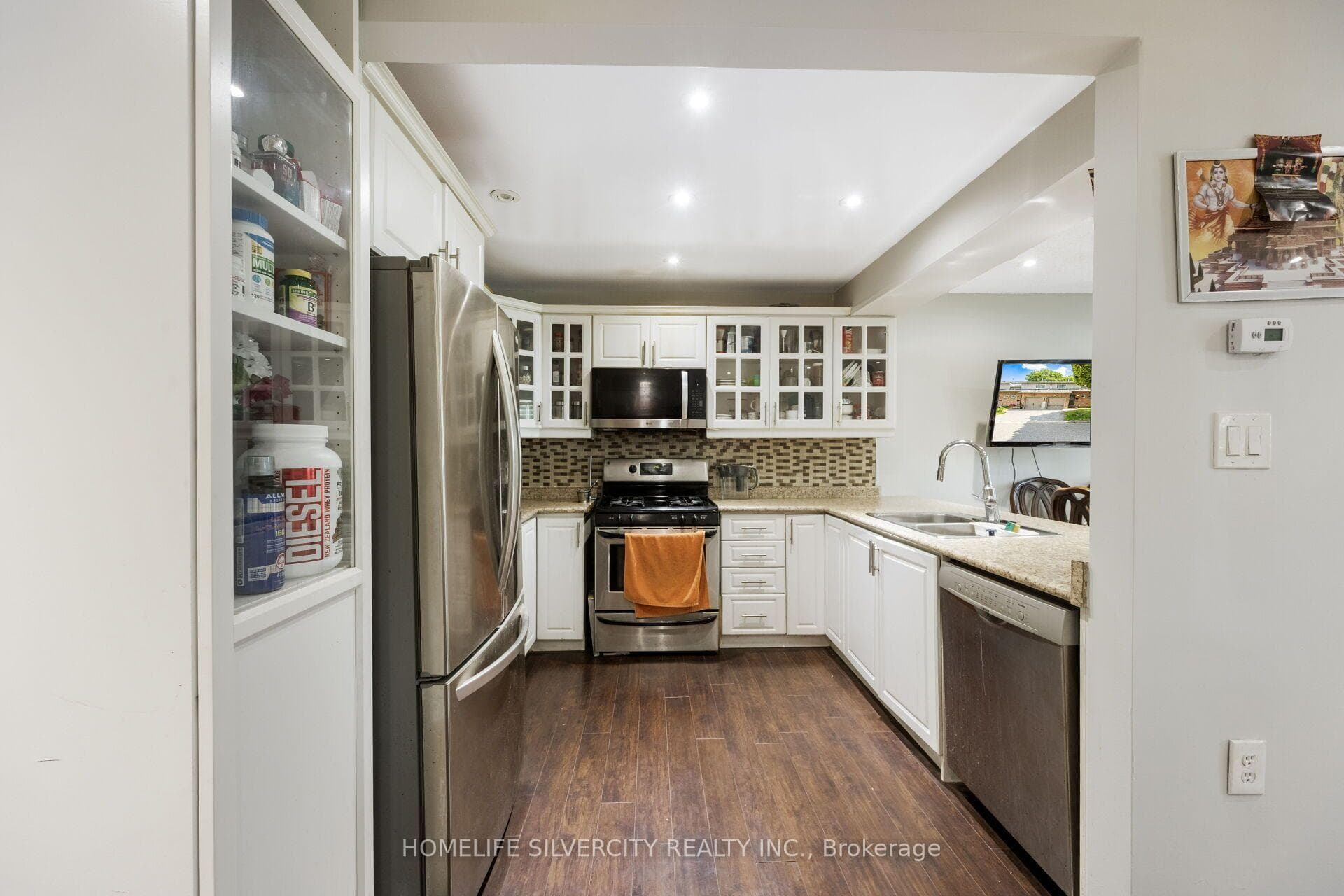 399 Vodden Street Unit 64 photo 18