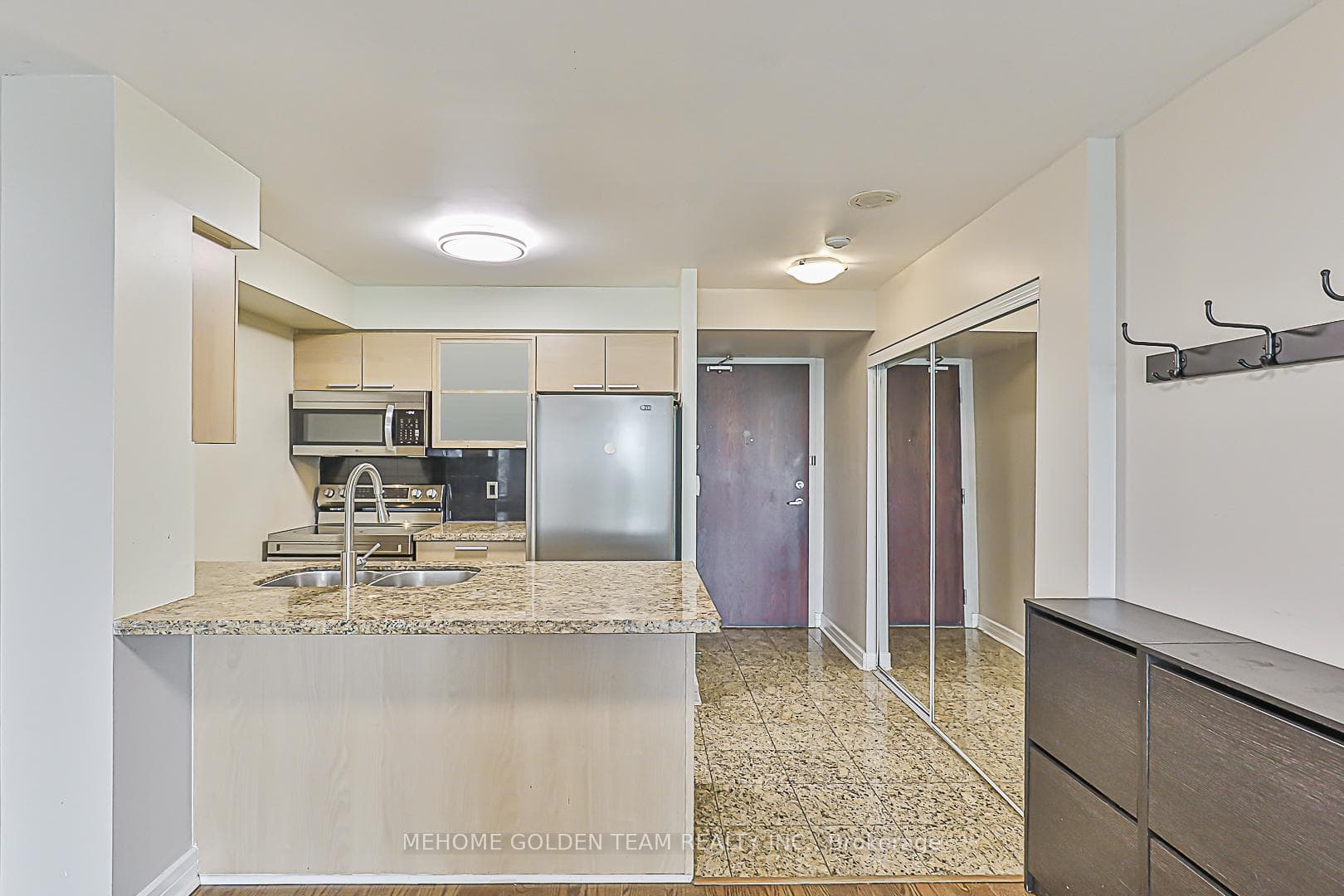 16 Harrison Garden Boulevard Unit 602 photo 10
