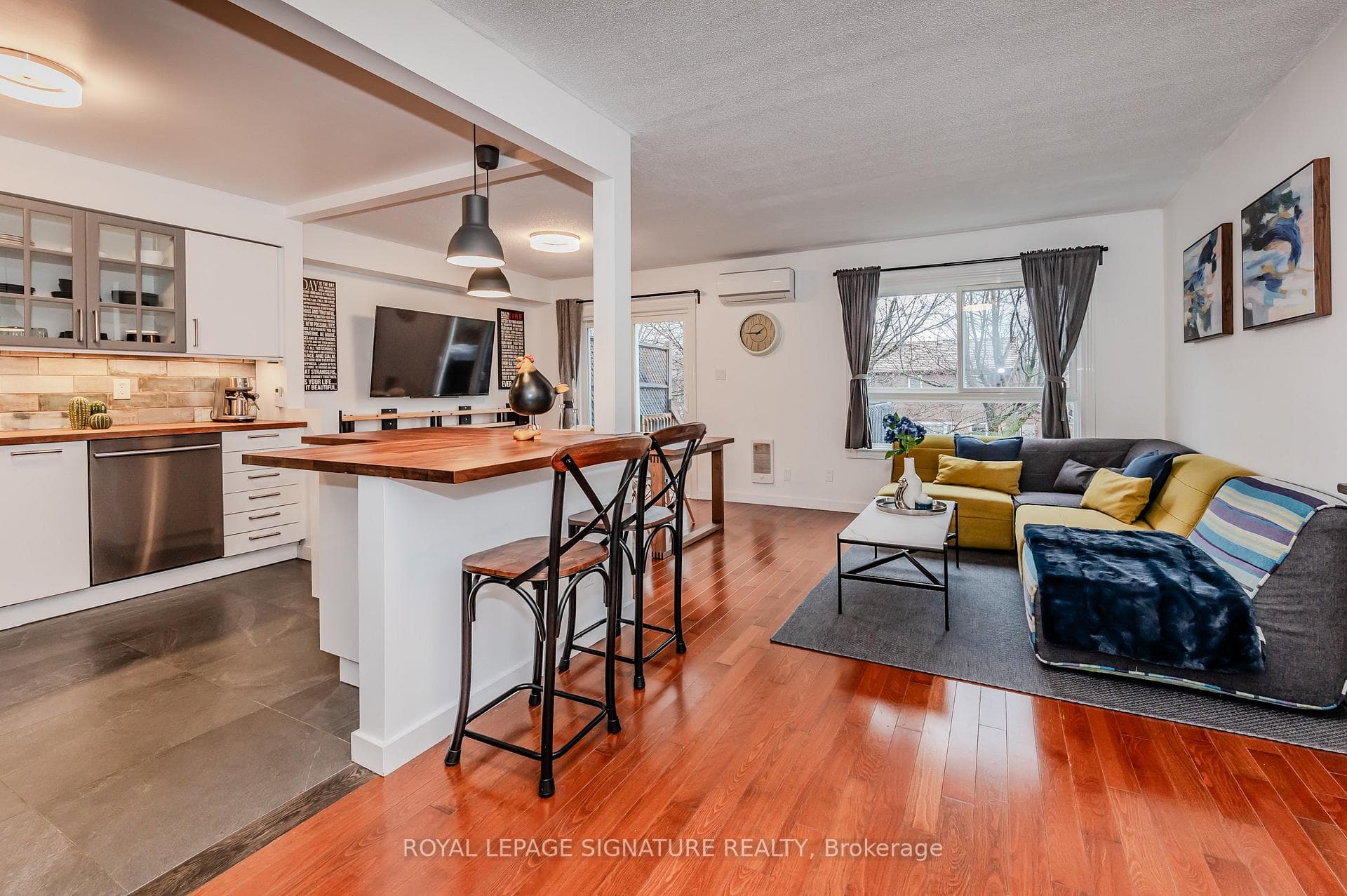 2130 Pelee Boulevard photo 9