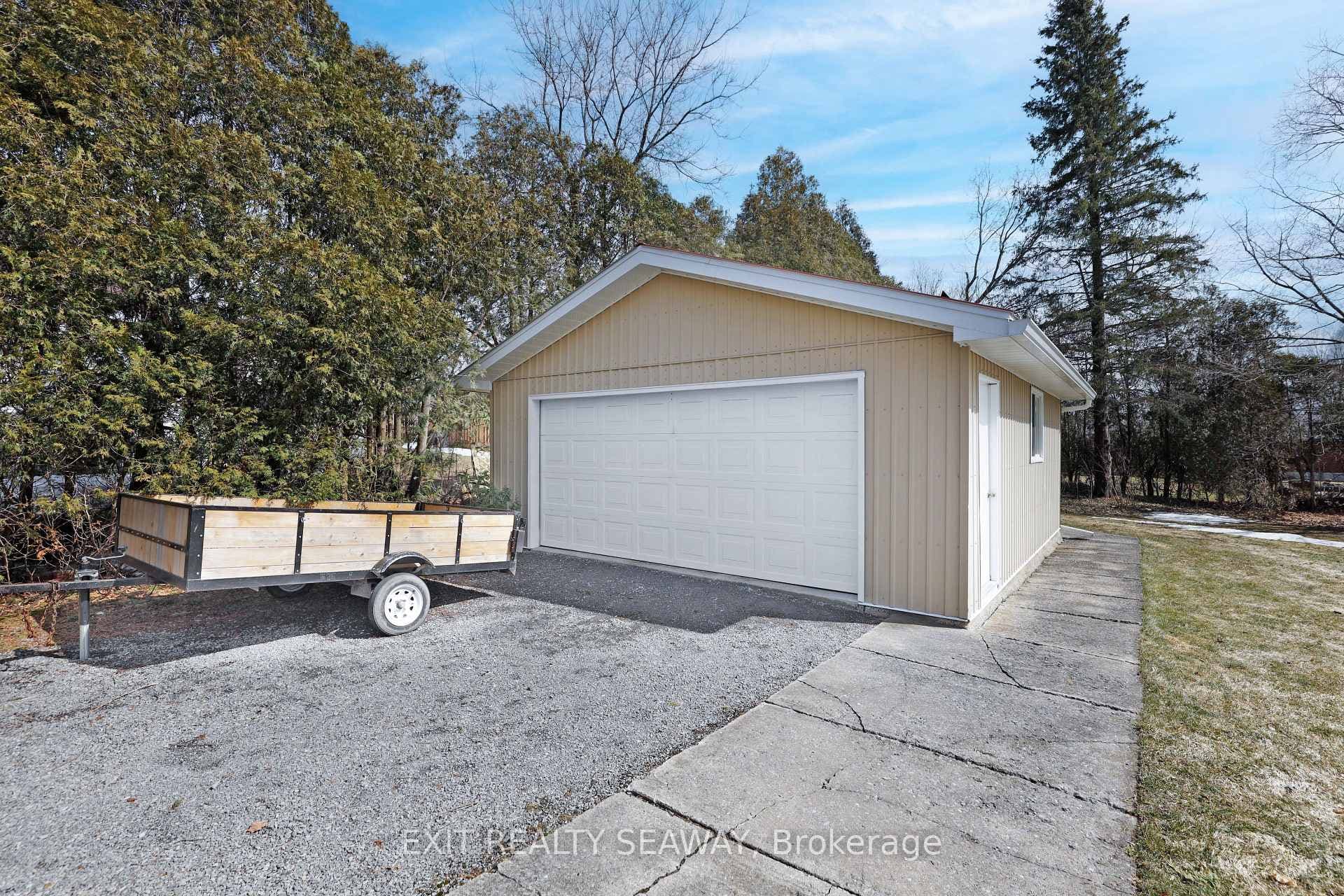 22 x 24 Garage/Shop