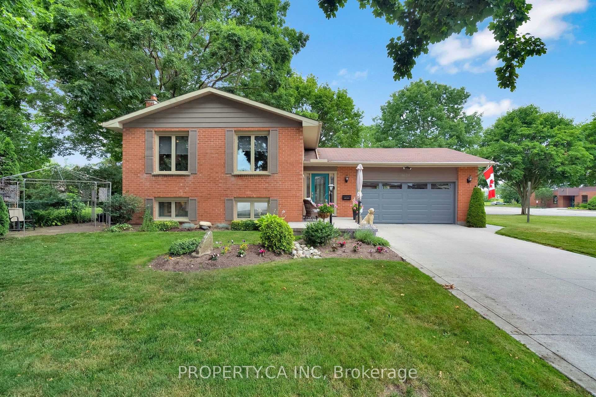 1620 Farmbrook Road photo 2