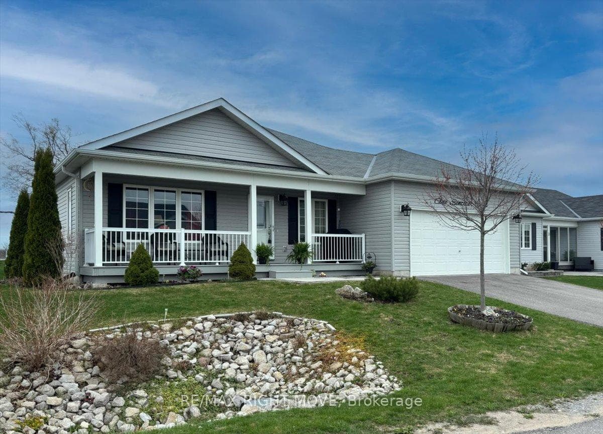 1 Sinclair Crescent photo 28