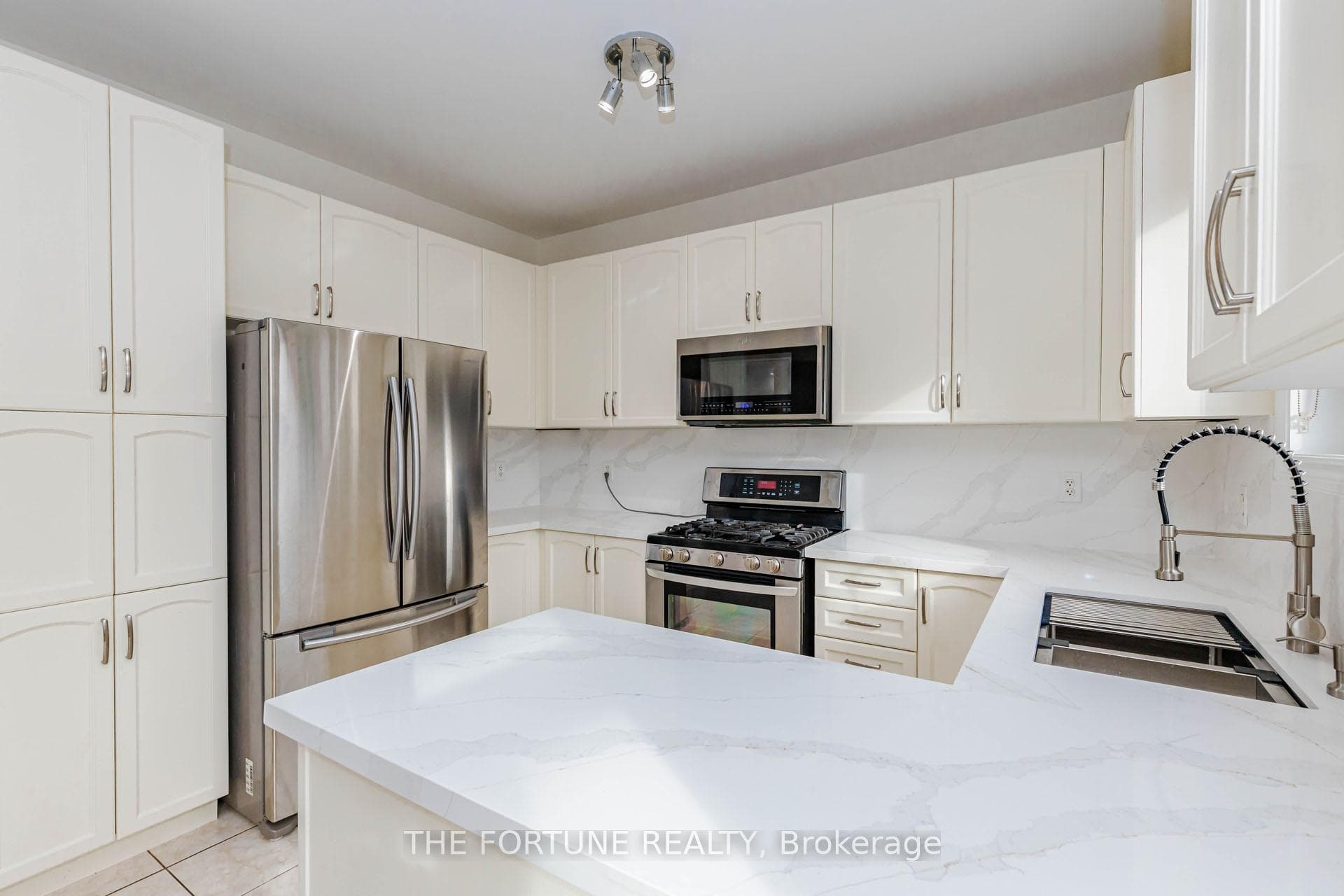 16 Haviland Circle photo 16
