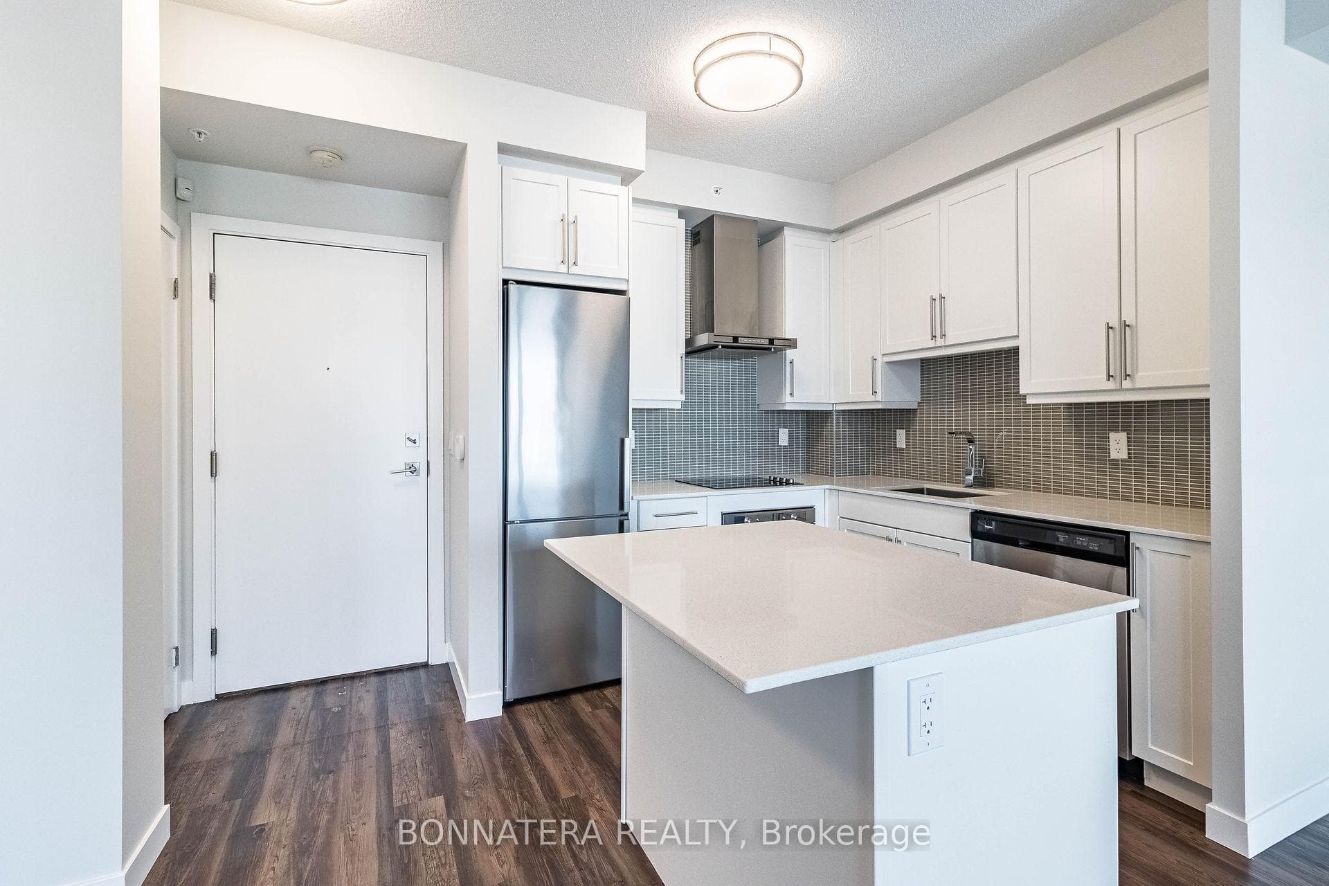 2081 Fairview Street Unit 803 photo 16