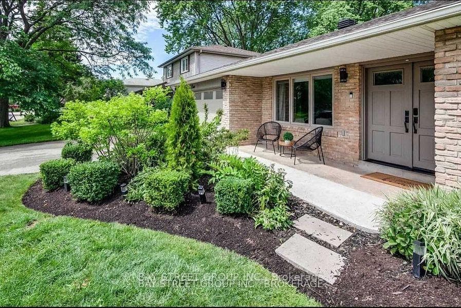 2131 Sunnyvale Drive photo 2
