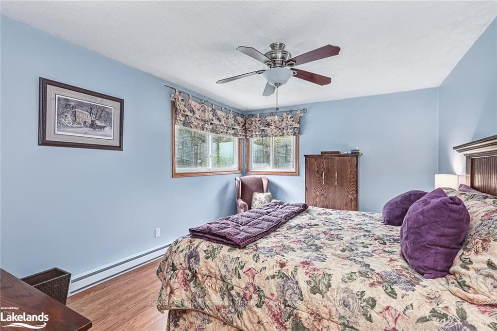 239 OXBOW PARK Drive photo 20