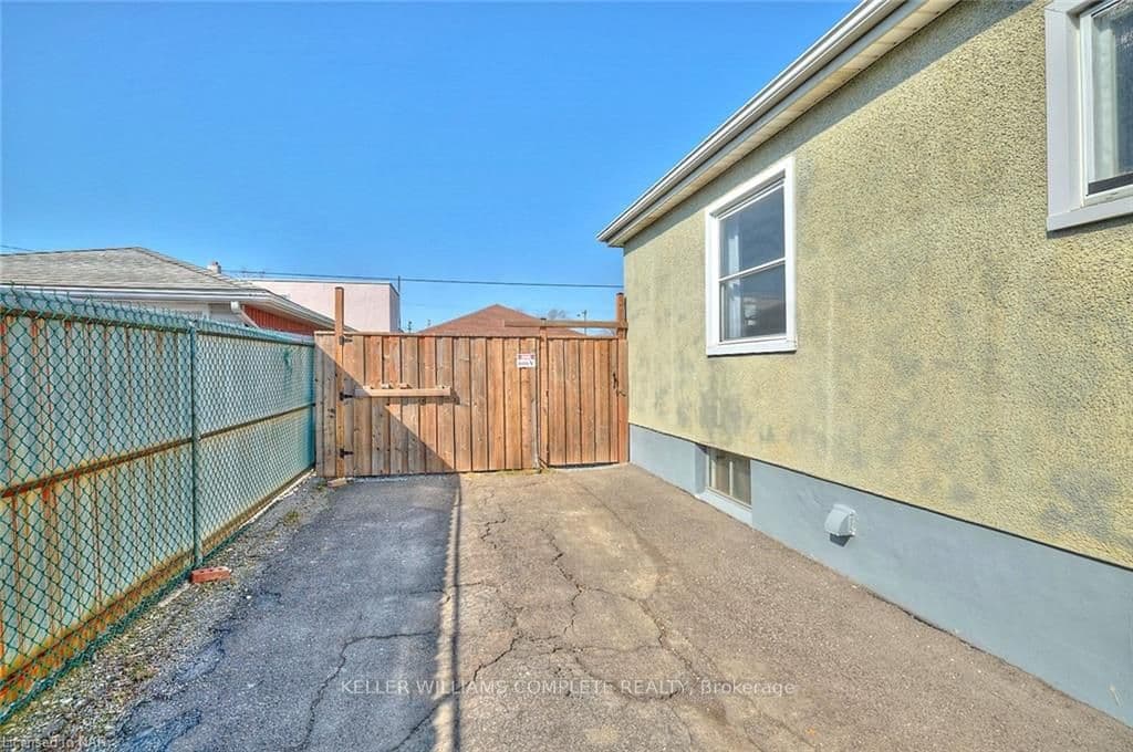 148 AFTON Avenue photo 17