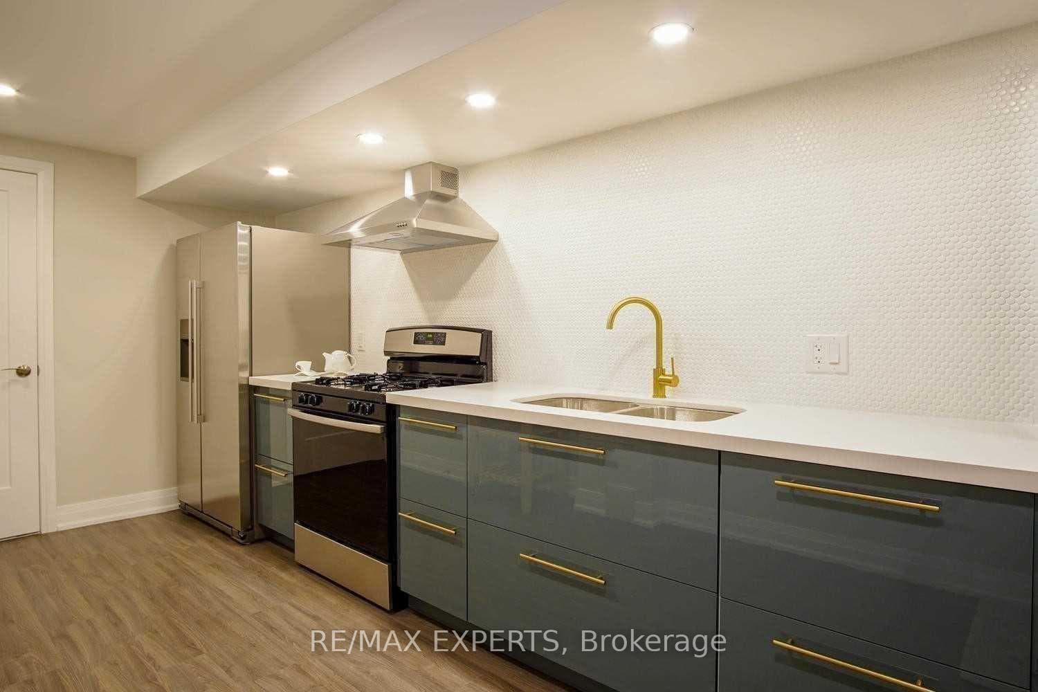 88 Andes Crescent Unit Bsmt photo 6