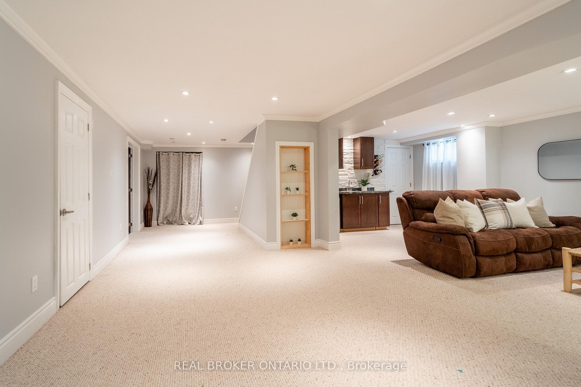 6 Forestview Drive photo 26