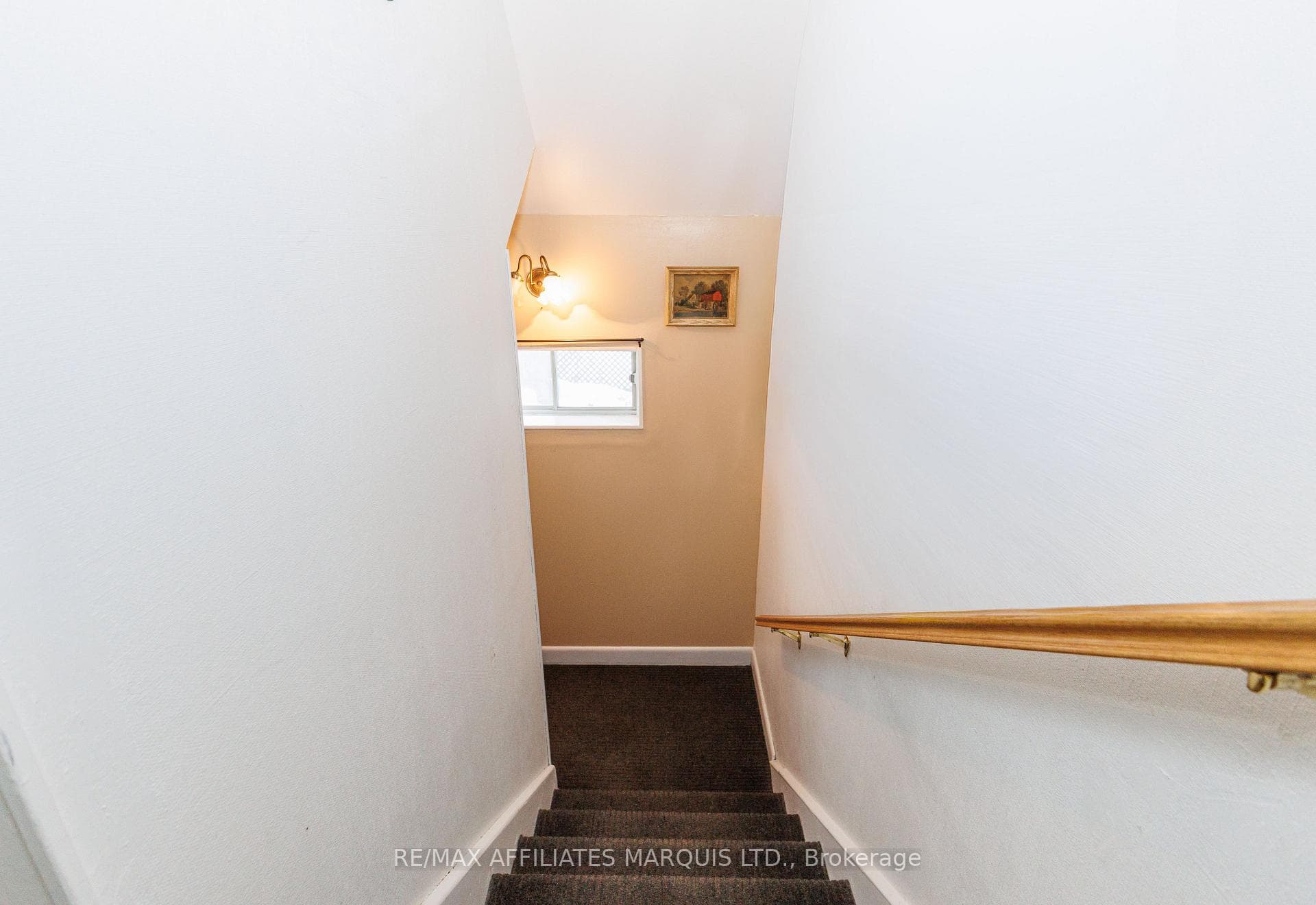 21940 Sauve Street photo 20