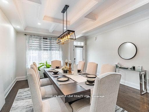 47 Hawke Crescent photo 6