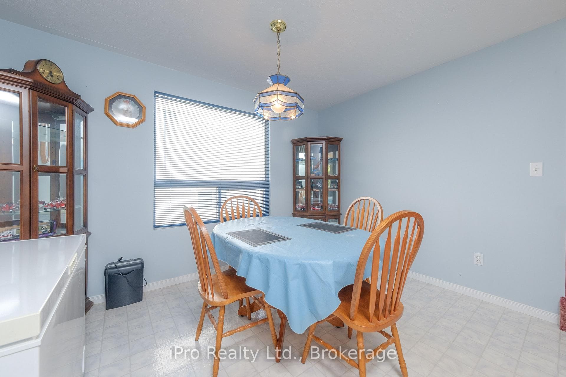 419 Highland Drive photo 4