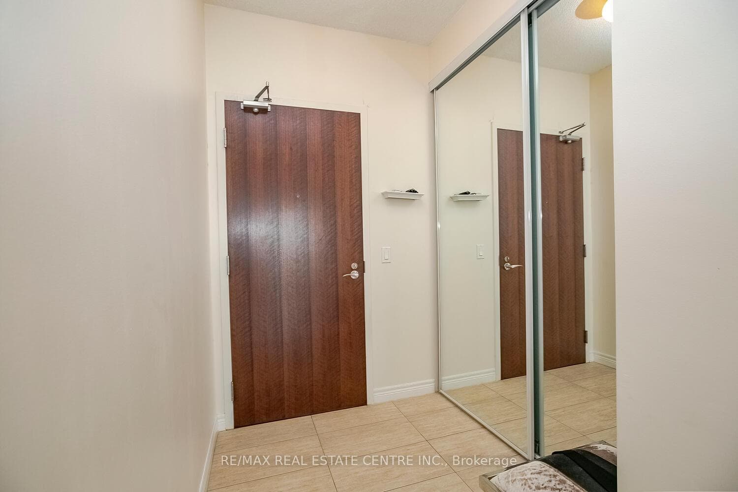 339 Rathburn Road Unit 2101 photo 7