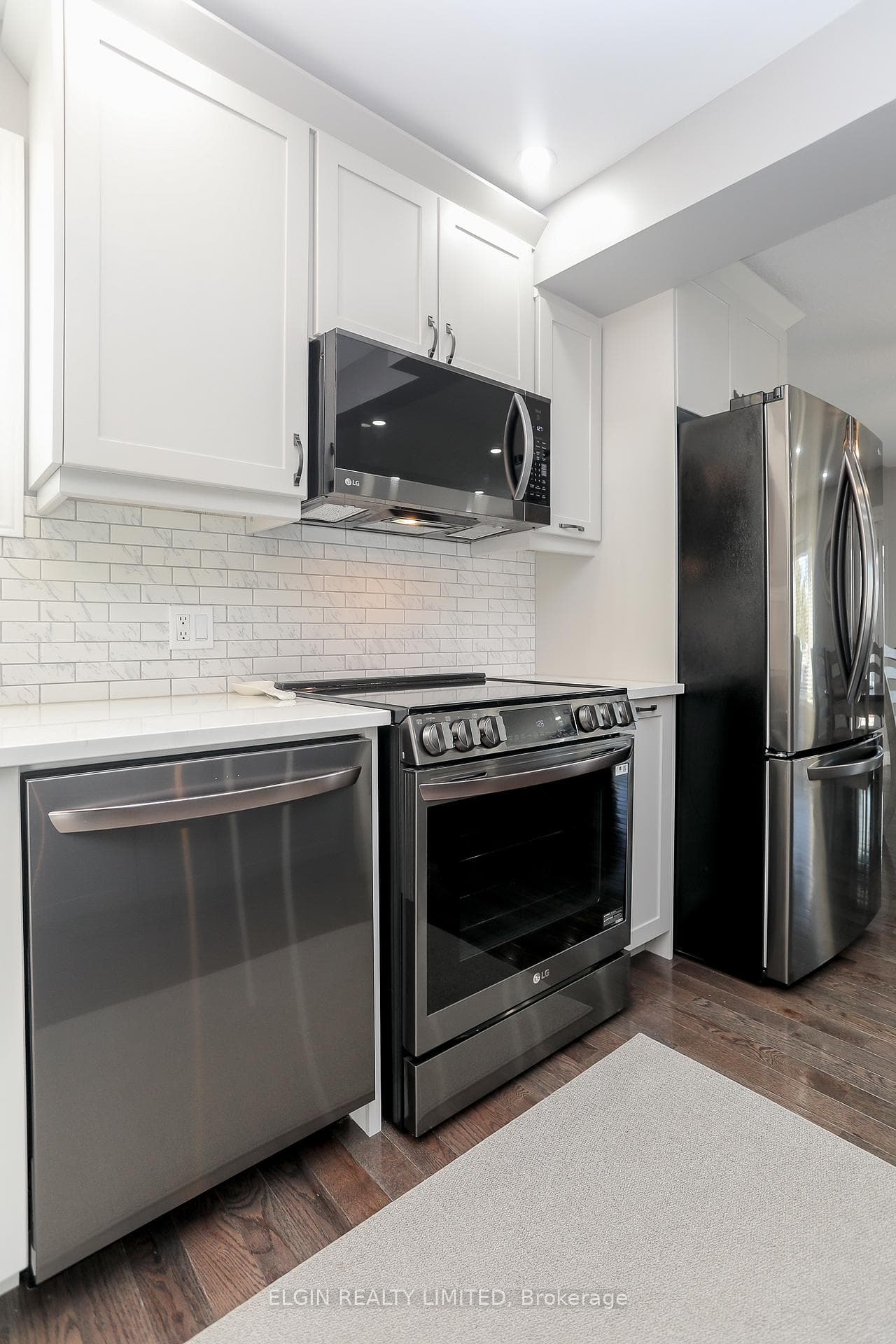 22 Cook Crescent photo 16