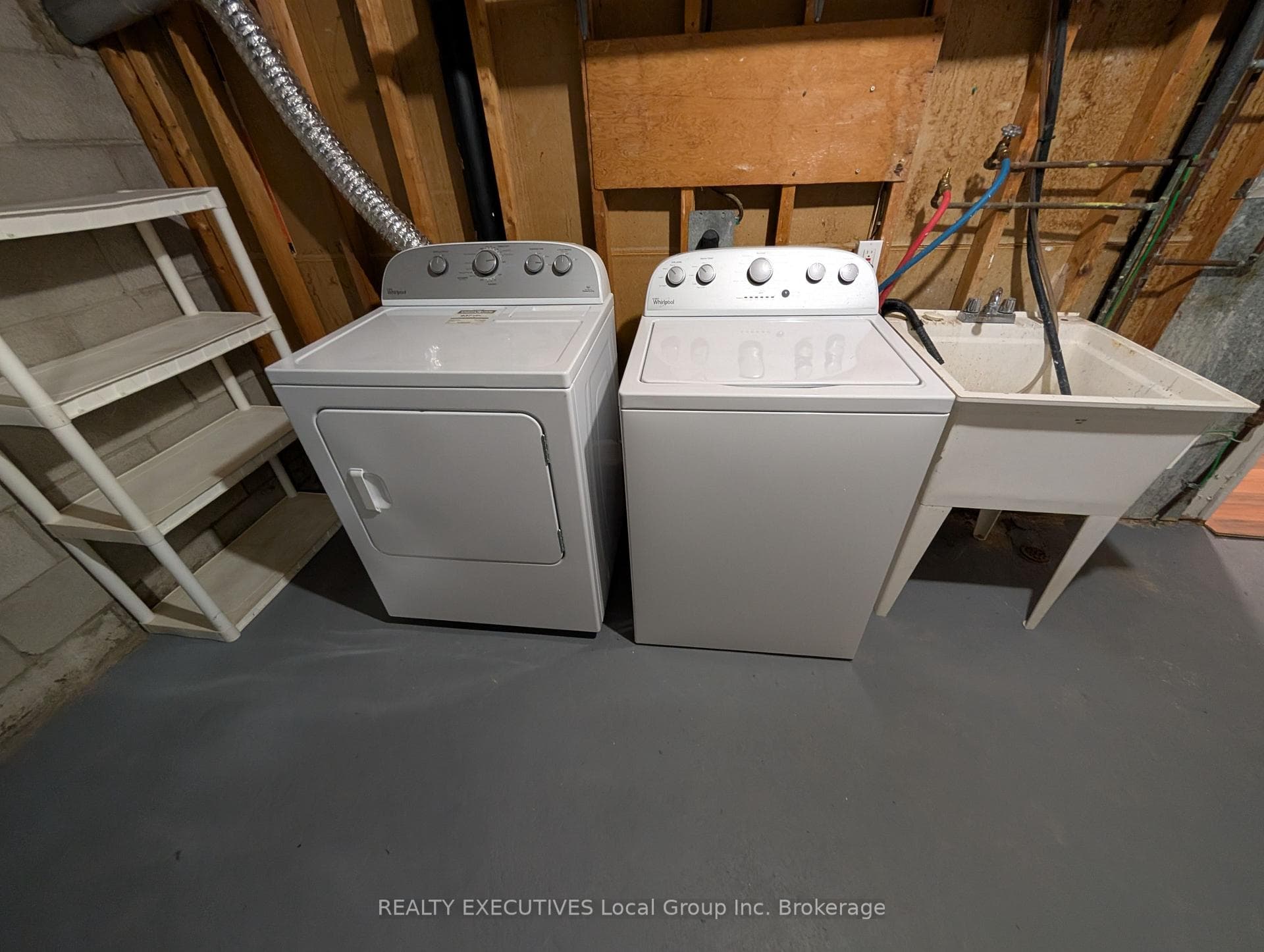 Washer & Dryer are included