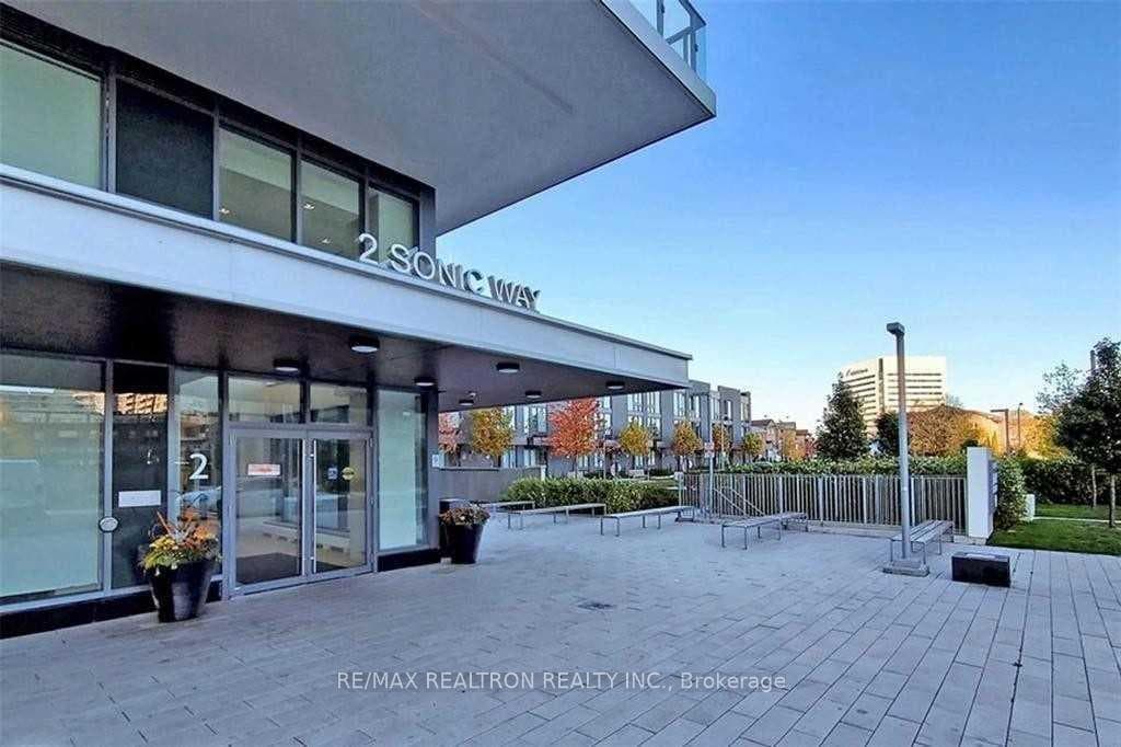 2 Sonic Way Unit 2704 photo 4