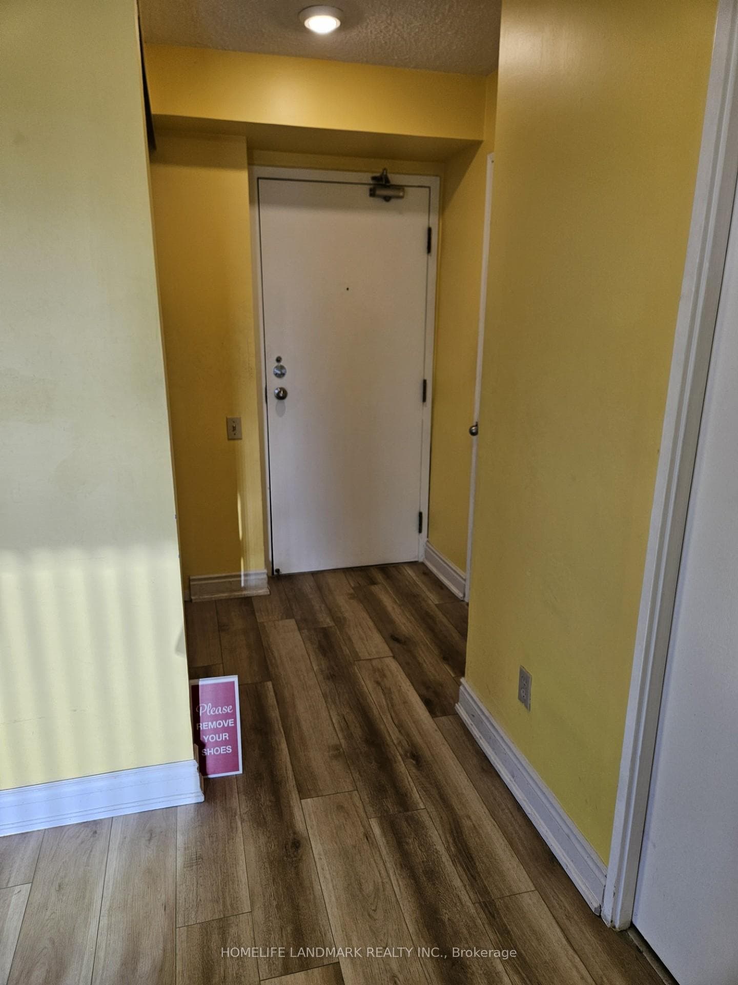 2460 Eglinton Avenue Unit 605 photo 6