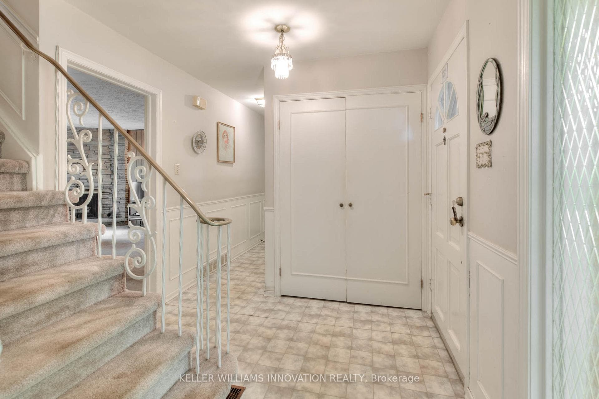 361 Coleridge Place photo 18
