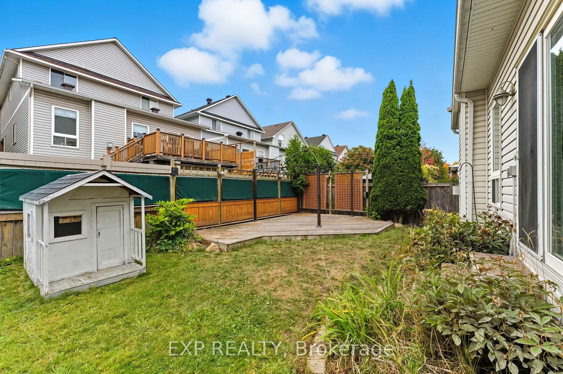 16 North Harrow Drive photo 41