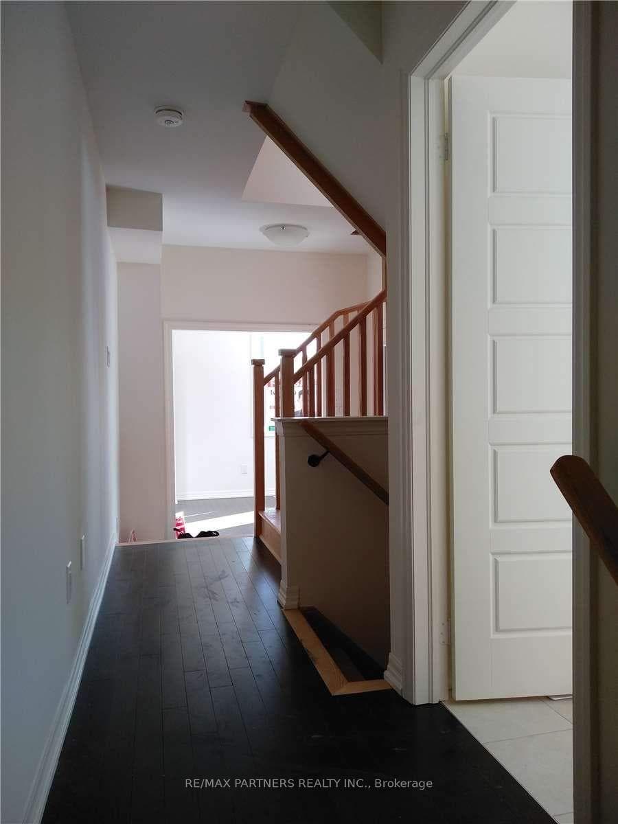 258 Vivant Street photo 17
