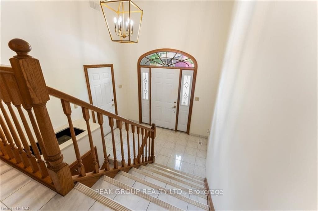 7050 HAROVICS Lane photo 4