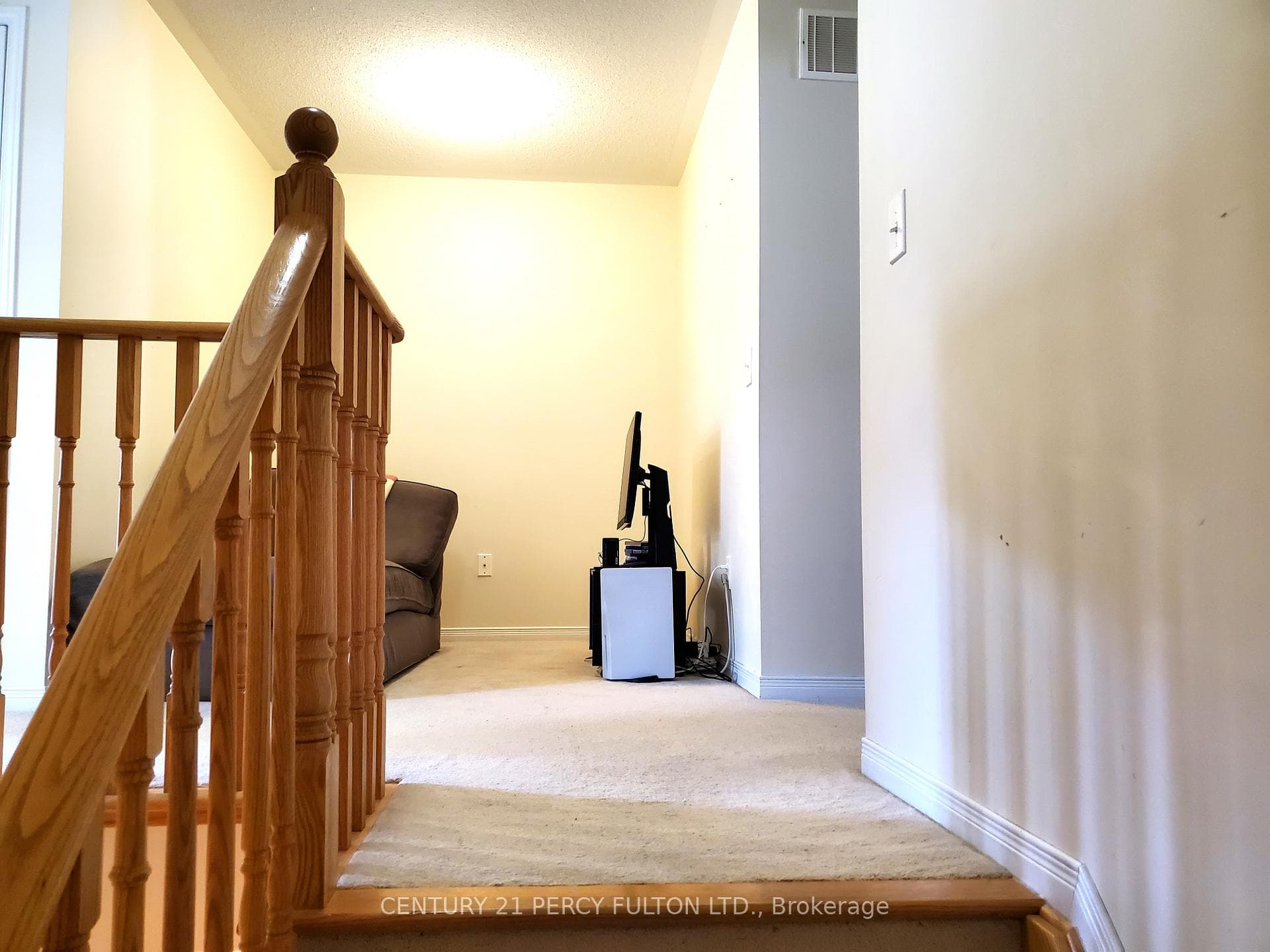 32 James Govan Drive photo 8