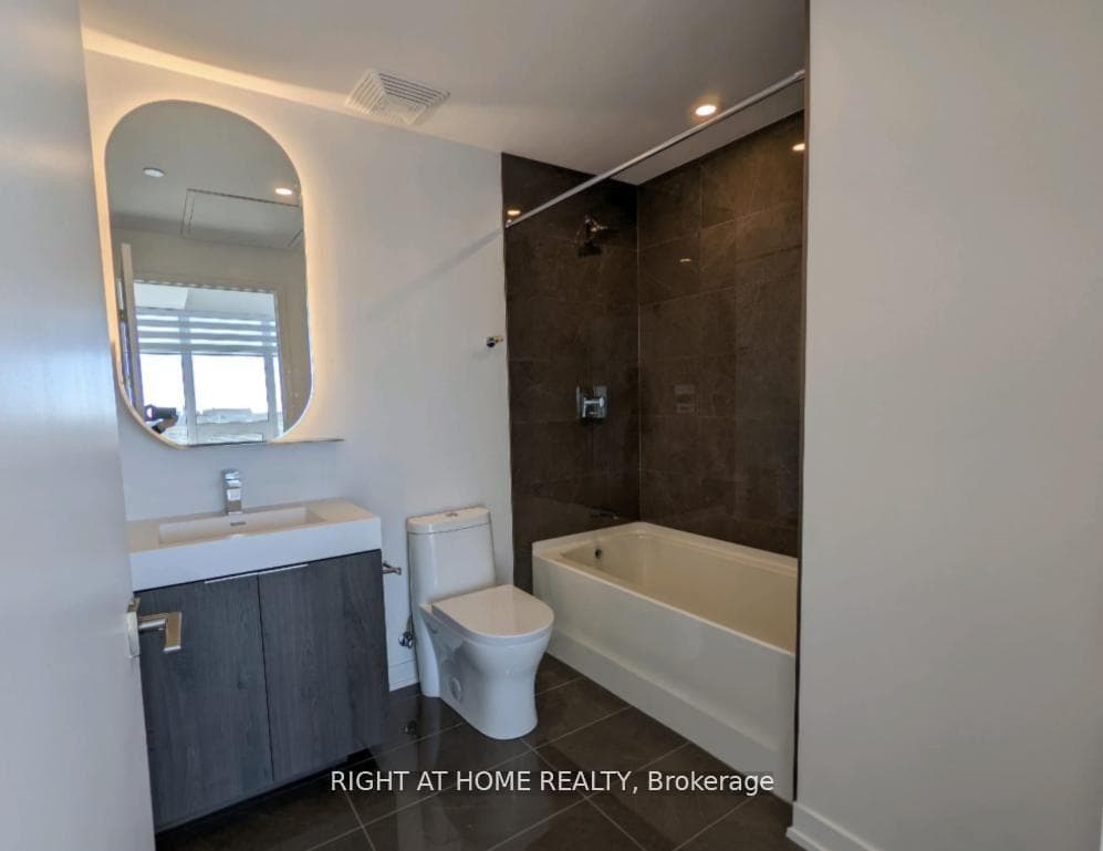 15 Holmes Avenue Unit 1703 photo 21