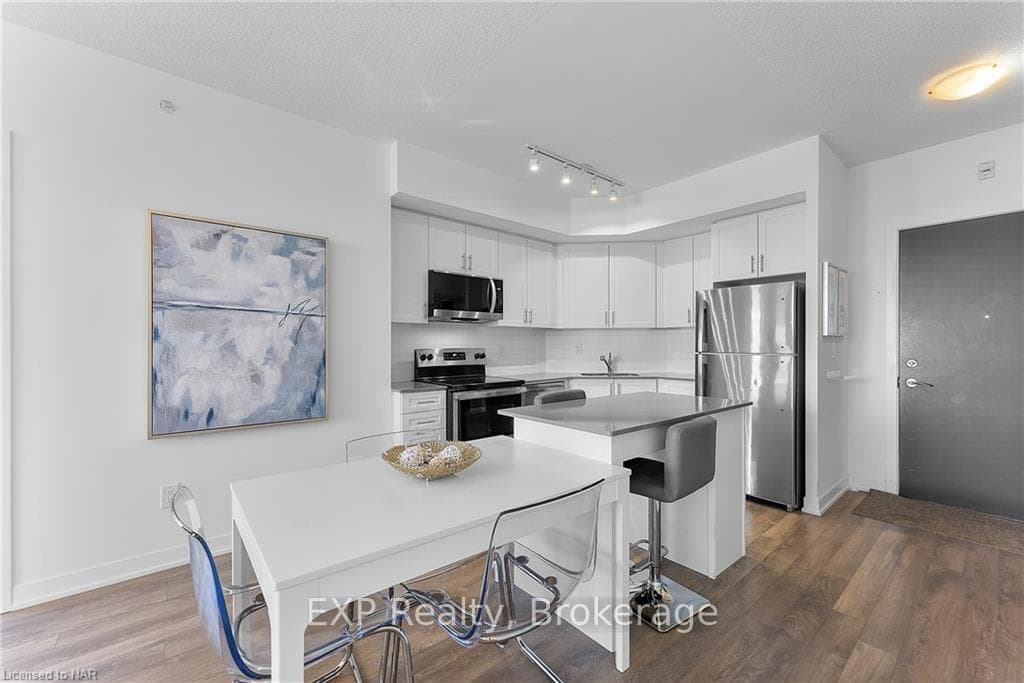 550 NORTH SERVICE Road Unit 219 photo 10