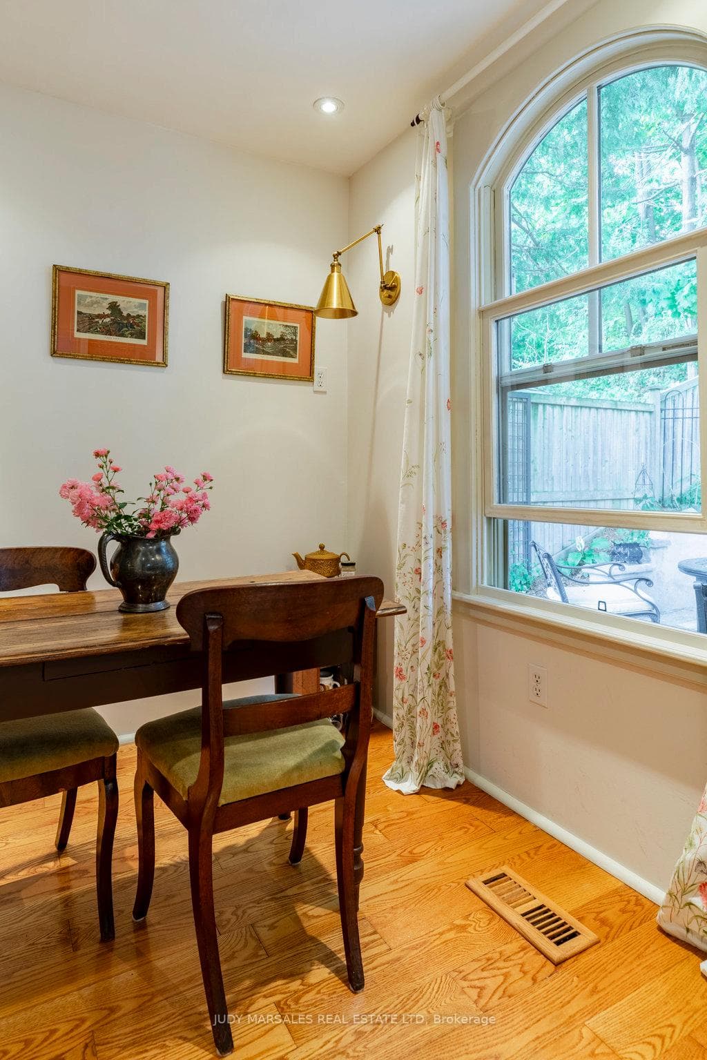 69 Victoria Street photo 16