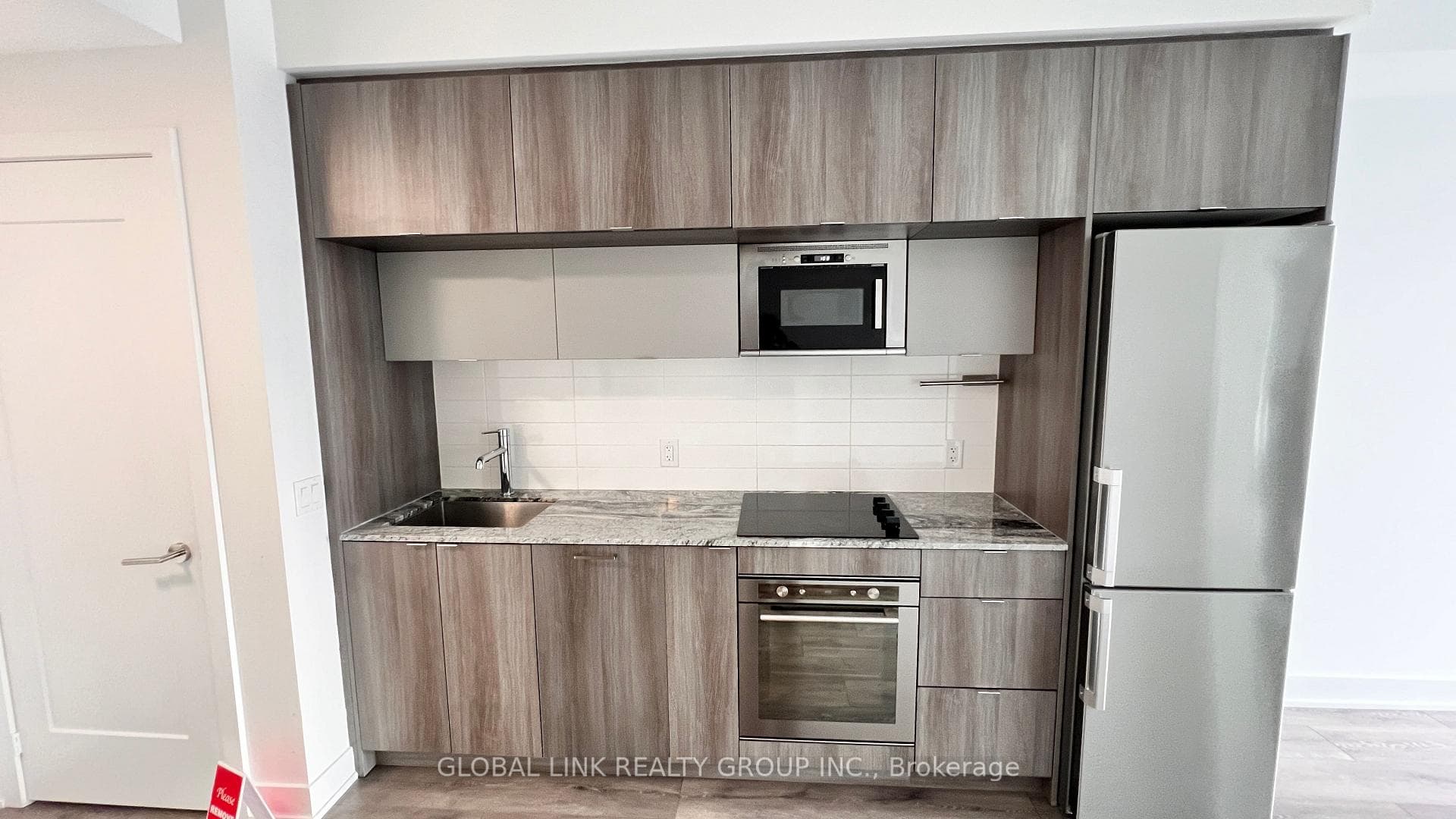 585 bloor Street Unit 3021 photo 5