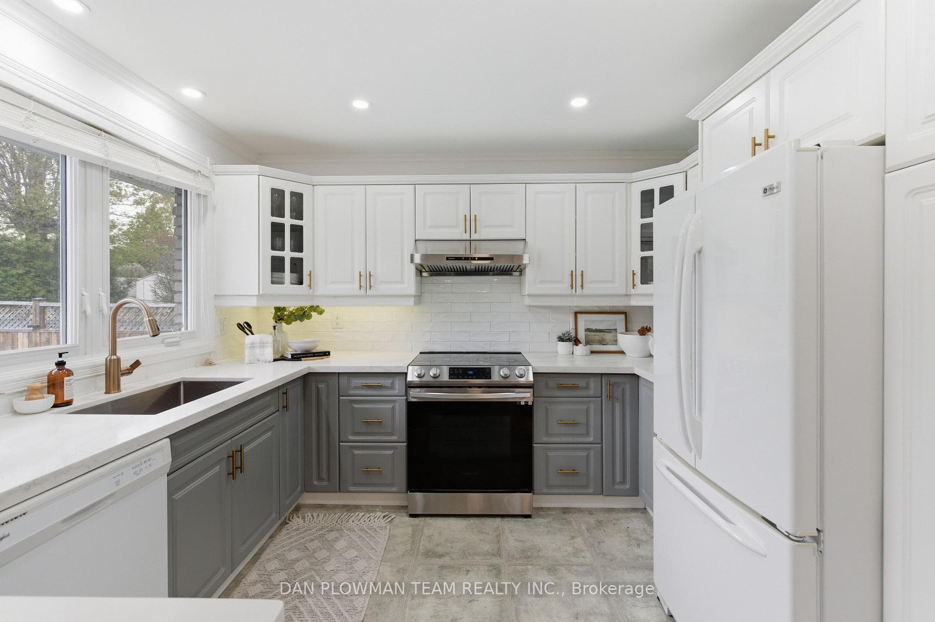 986 Central Park Boulevard photo 13