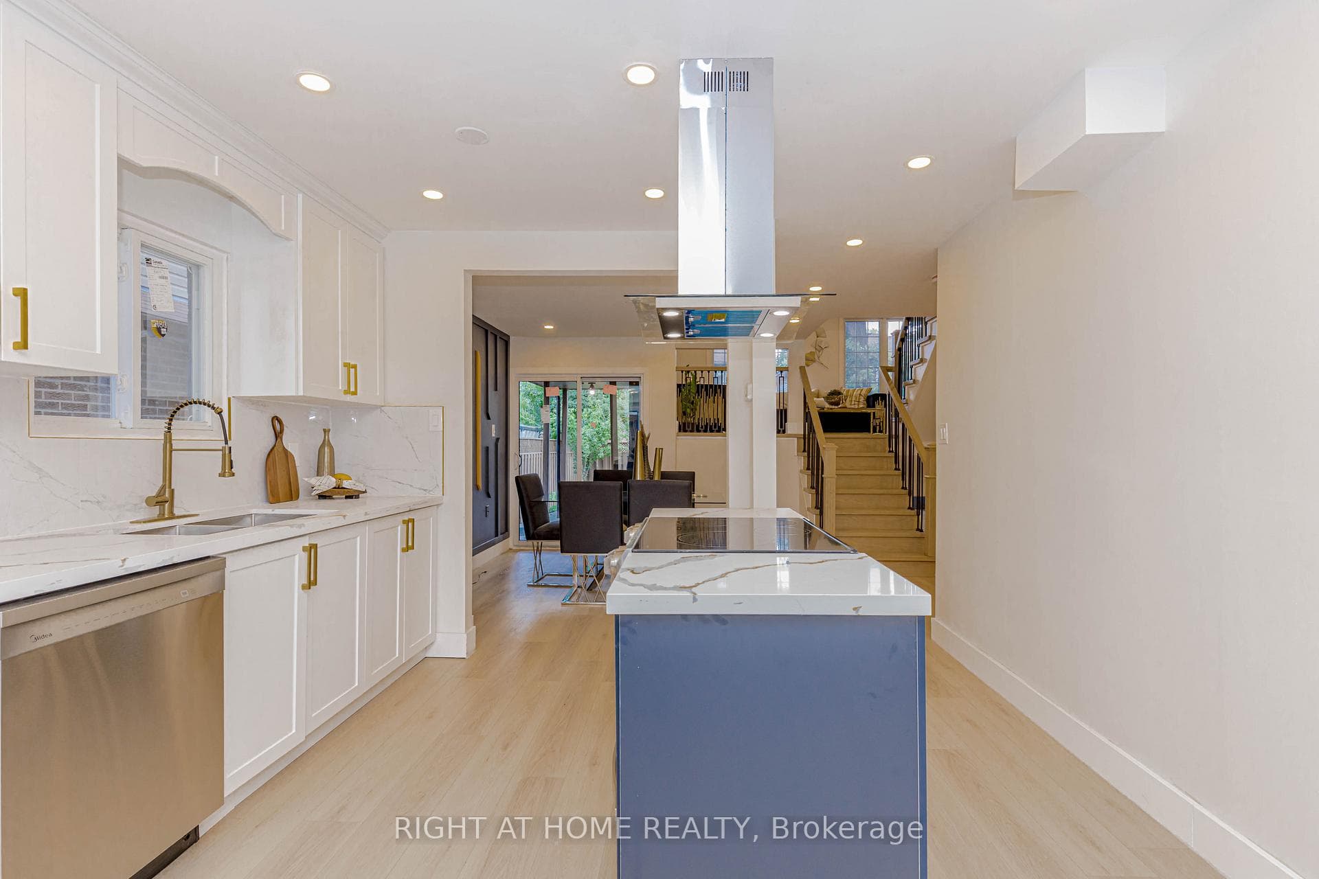 6 Bryant Court photo 6