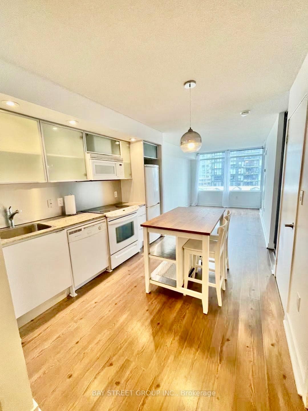 25 Telegram Mews Unit 1111 photo 9