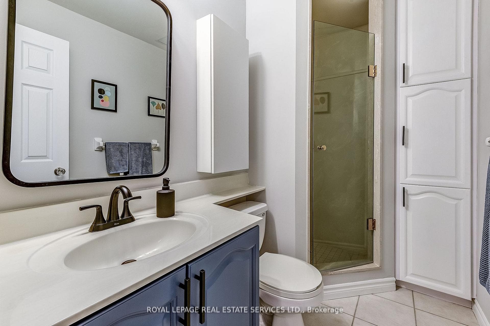 935 Royal York Road Unit 208 photo 11