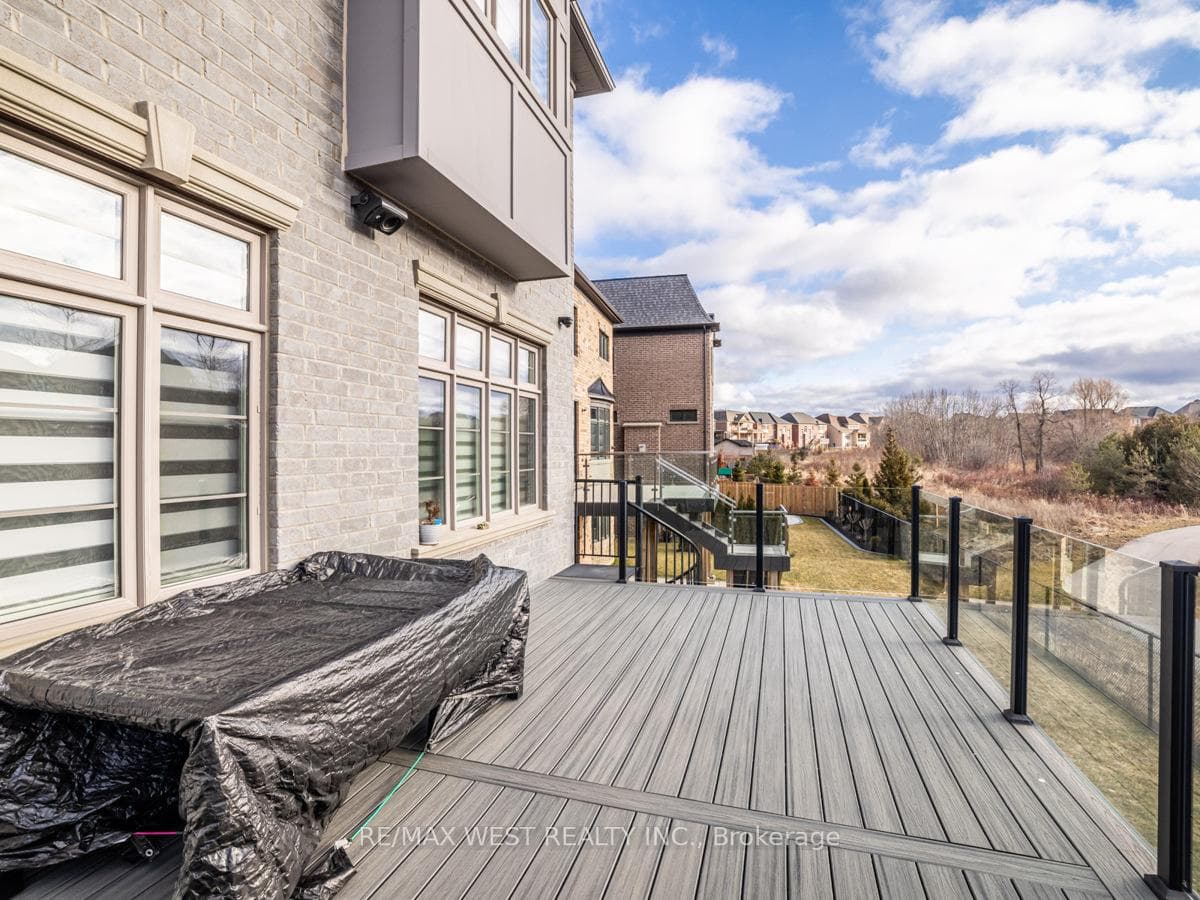 54 Hogan Court photo 23