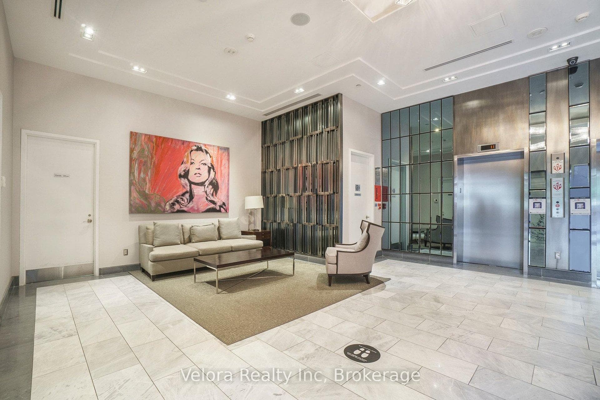 300 Lisgar Street Unit 1012 photo 3