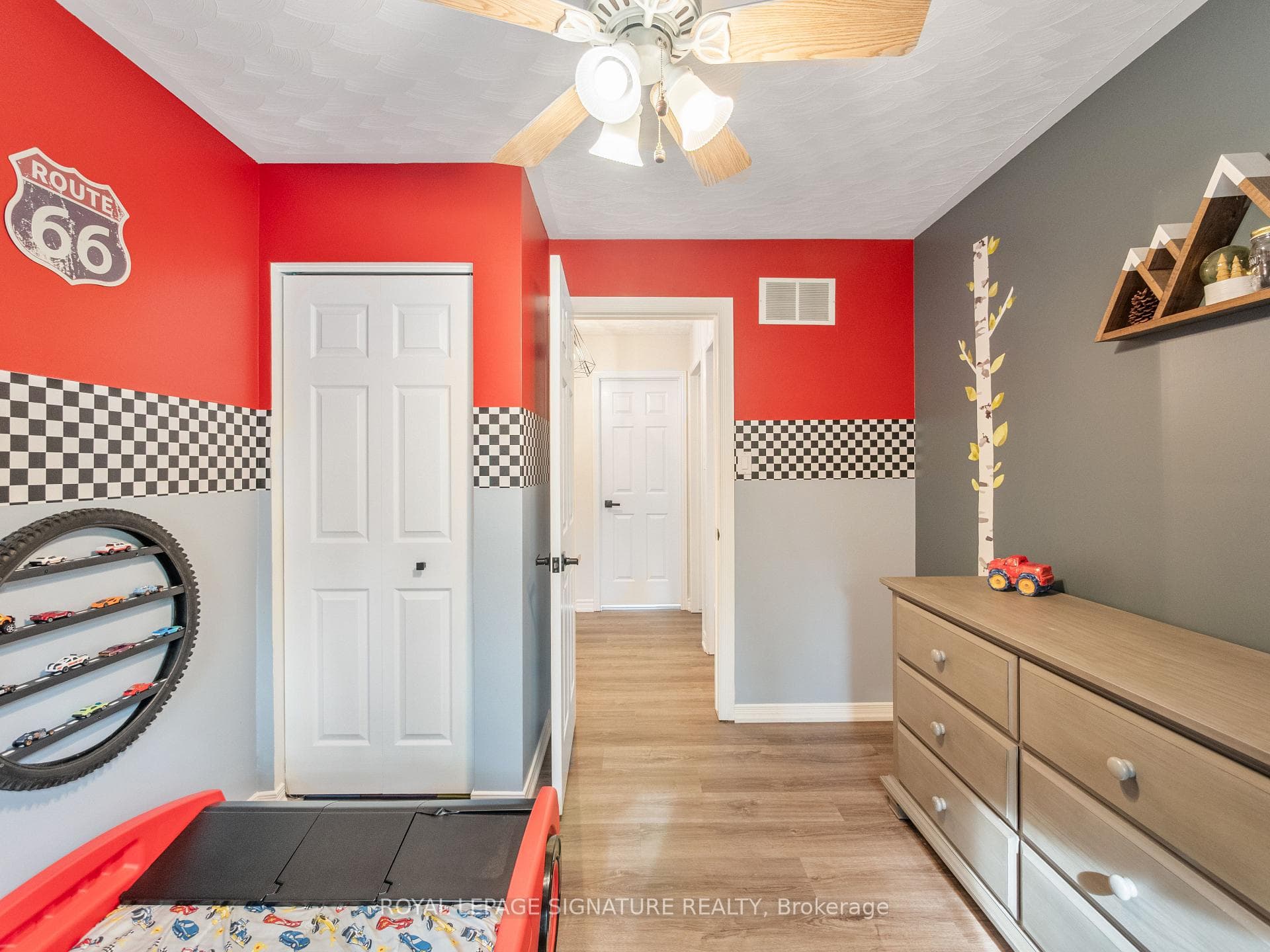 245 Appleby Road photo 15