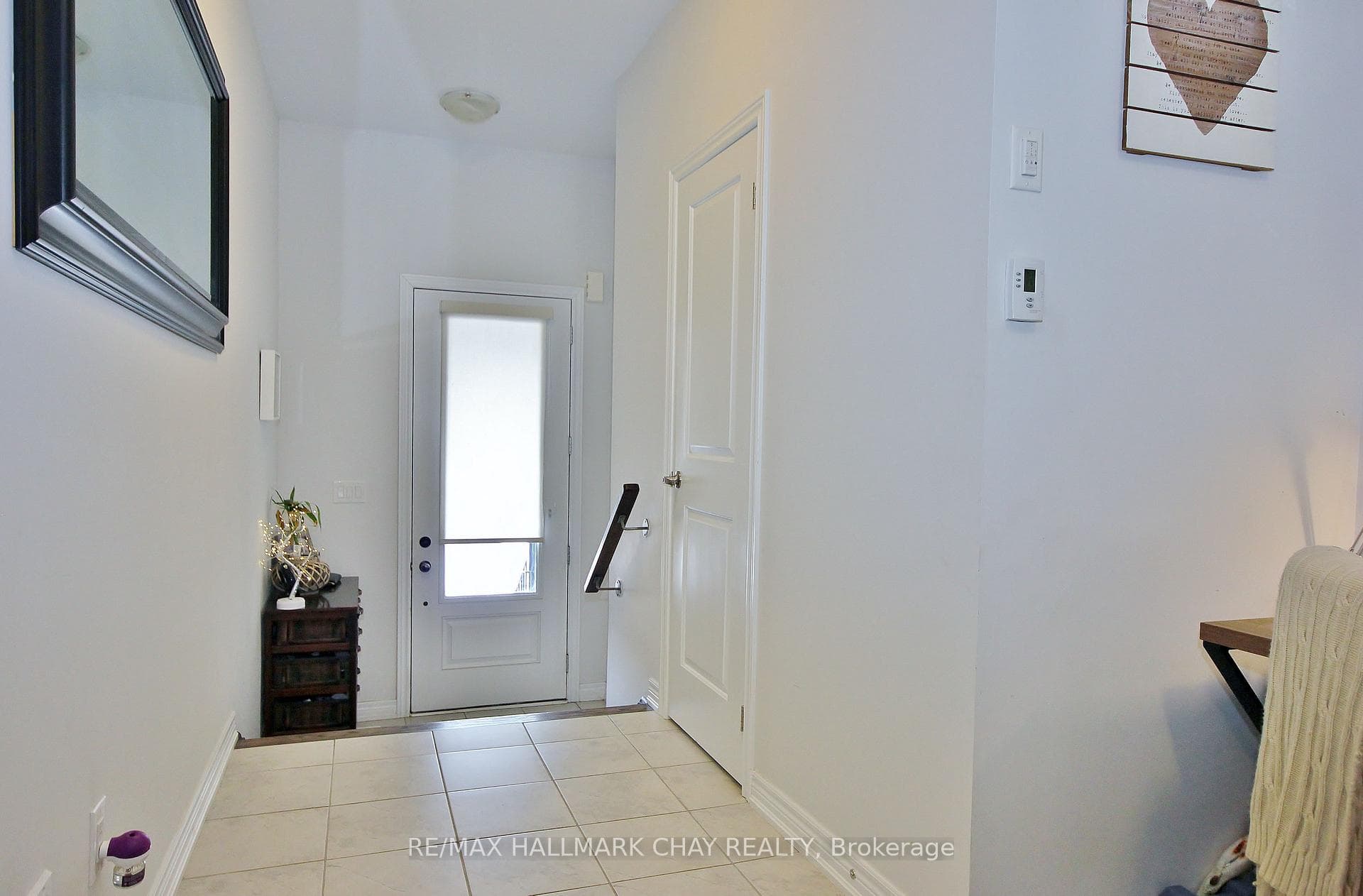 1319 Lawson Street photo 2
