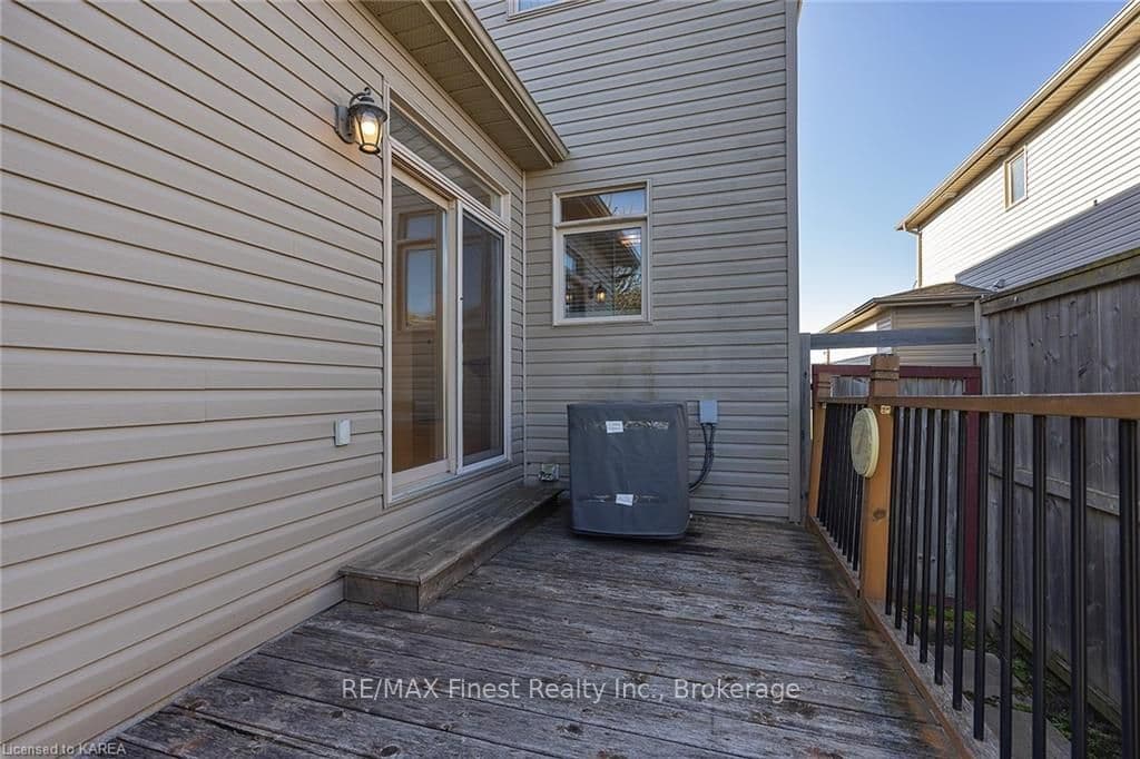 1332 GRACE Avenue photo 40