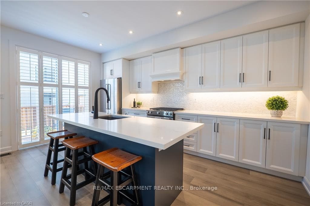 38 Riesling Street photo 8