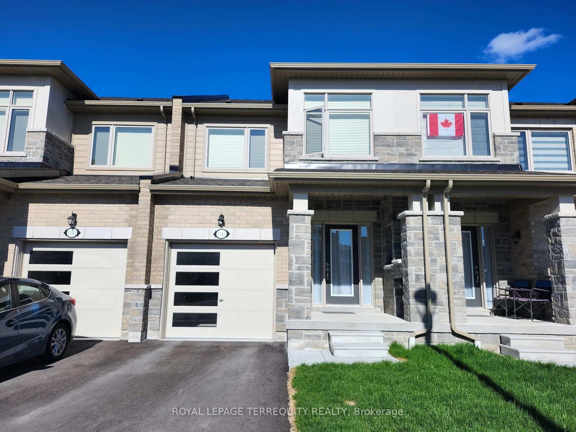 1141 Cameo Street photo 2