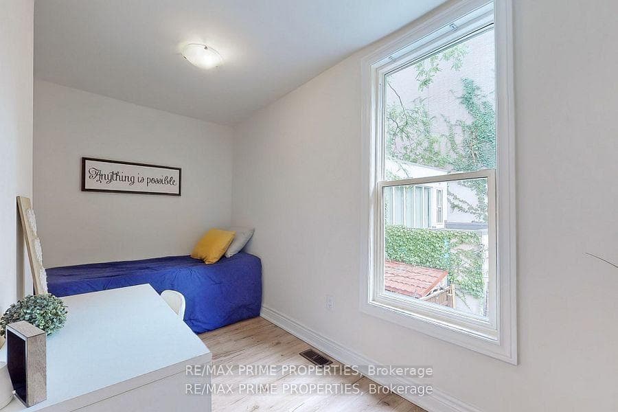 3 Percy Street photo 13
