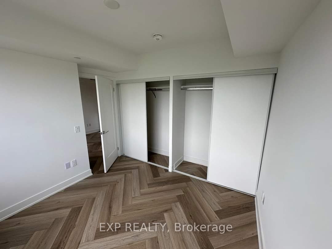 8 Cedarland Drive Unit 1609 photo 5