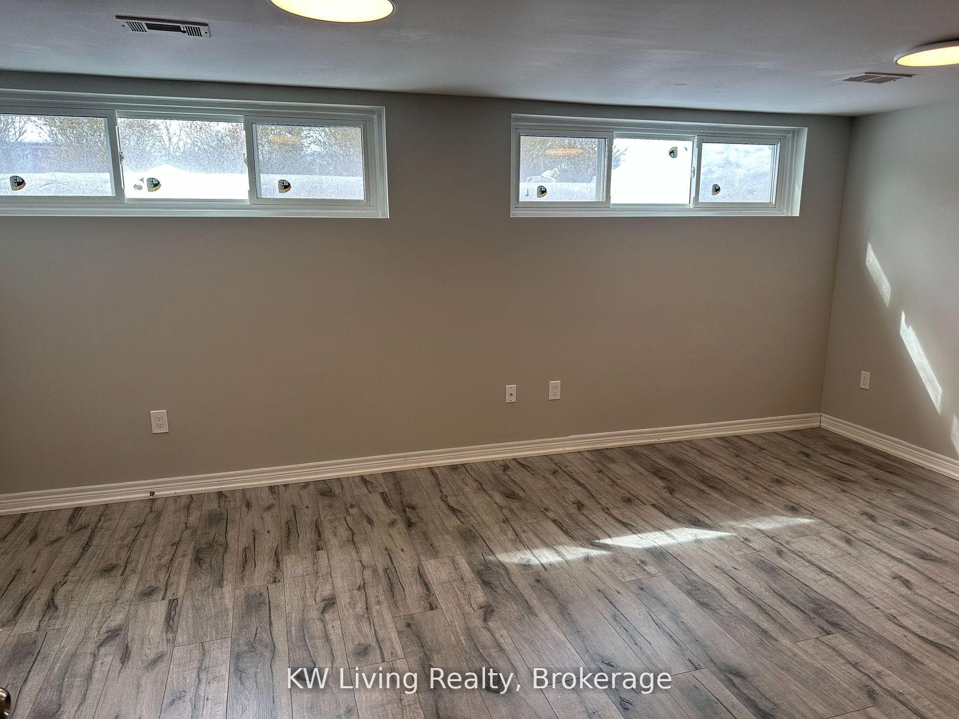 173 Sussex Avenue photo 9