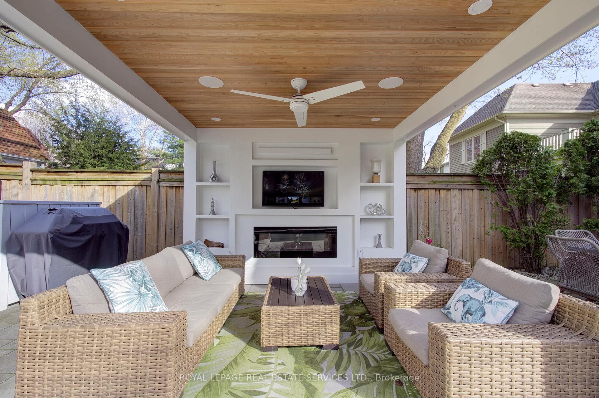 370 Spruce Street photo 43