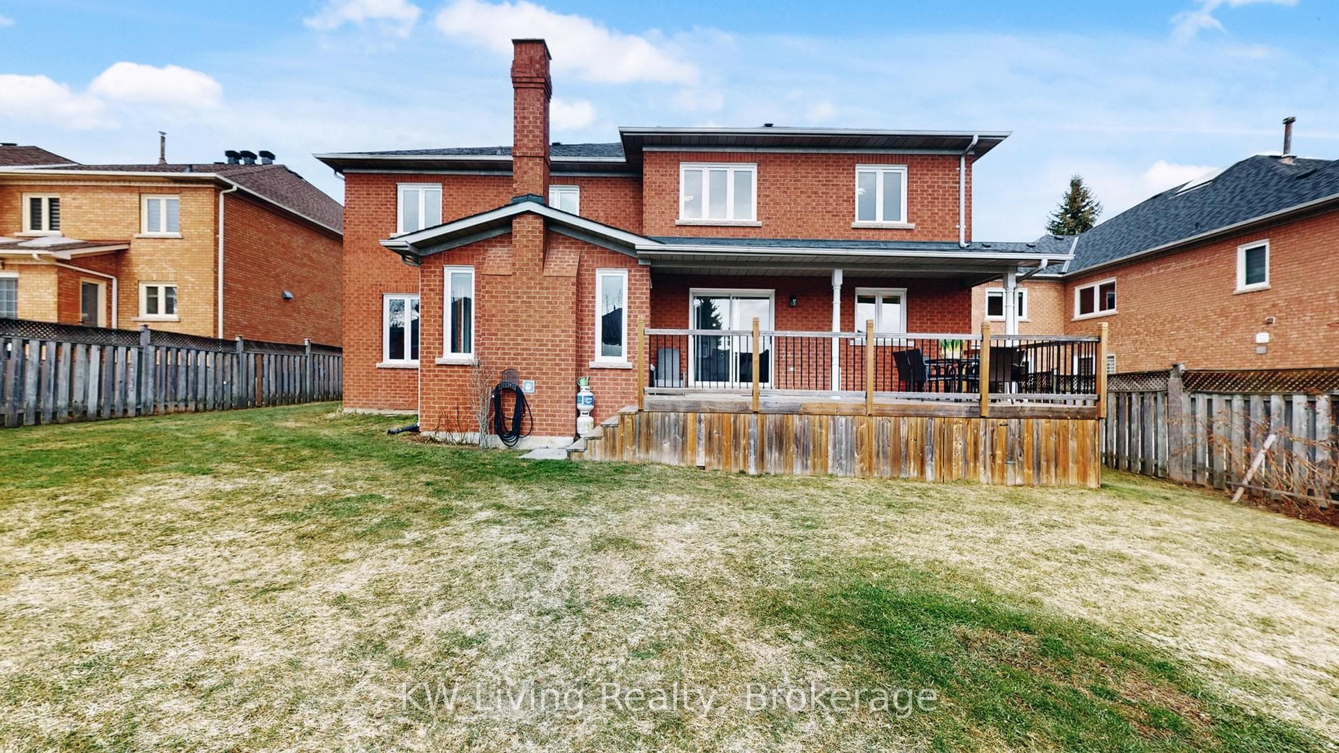 50 Brookshill Crescent photo 42