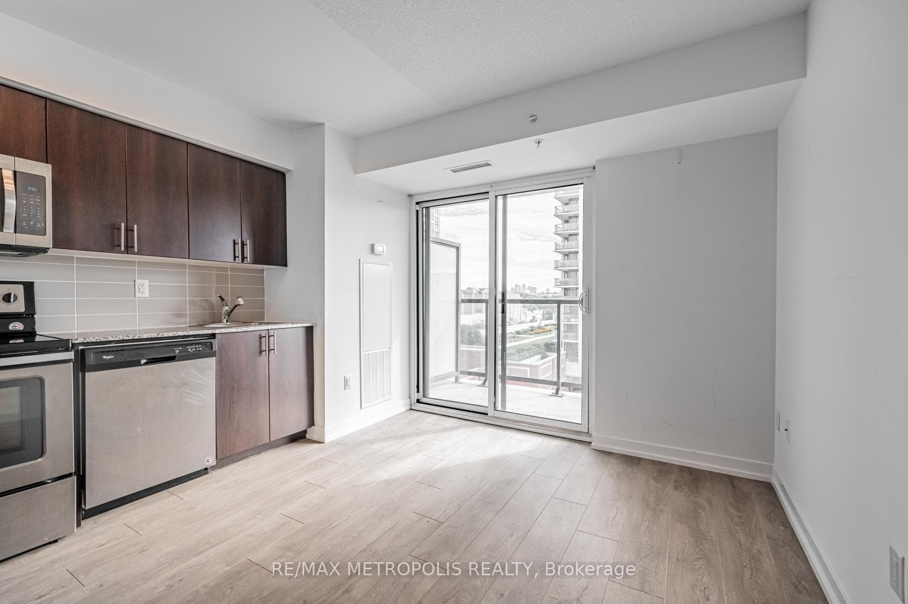 1420 Dupont Street Unit 616 photo 12