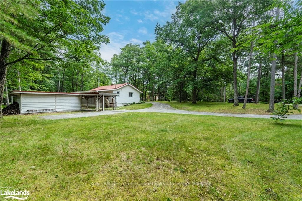 1694 TINY BEACHES Road photo 33