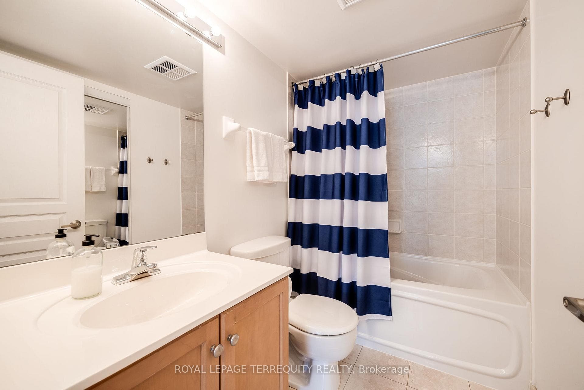 313 Richmond Street Unit 764 photo 19